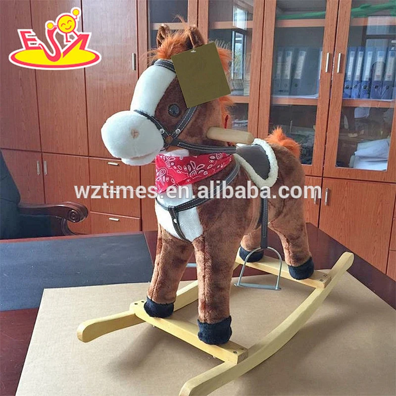 2018 New design baby wooden rocking horse toy wholesale cheap kids wooden rocking horse toy with horse sound W16D089