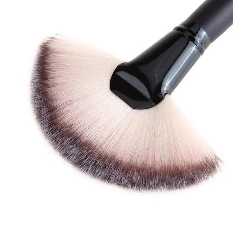 Wholesale makeup tools custom logo makeup fan powder blush contour brush