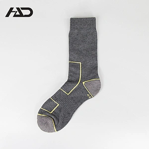 custom logo plain seamless sport socks