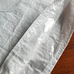 Agriculture ues 40kg of white woven bags for use in fertilizer packaging