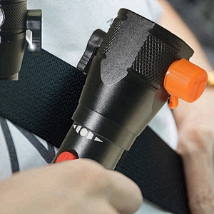 230 Lumens Multifunction Magnetic Work Lights with Emergency Hammer, Screw Driver Set and Belt, Aluminium Flashlight COB Light