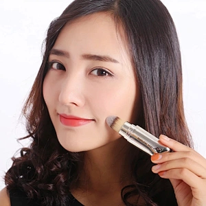Natural Maker Retractable Portable Soft Foundation Makeup Brush Concealer Brush With Cap