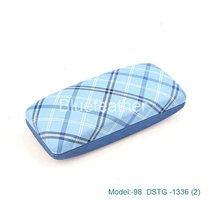 Hard Clamshell Glasses Case Spectacle Case with Digital printing Surface