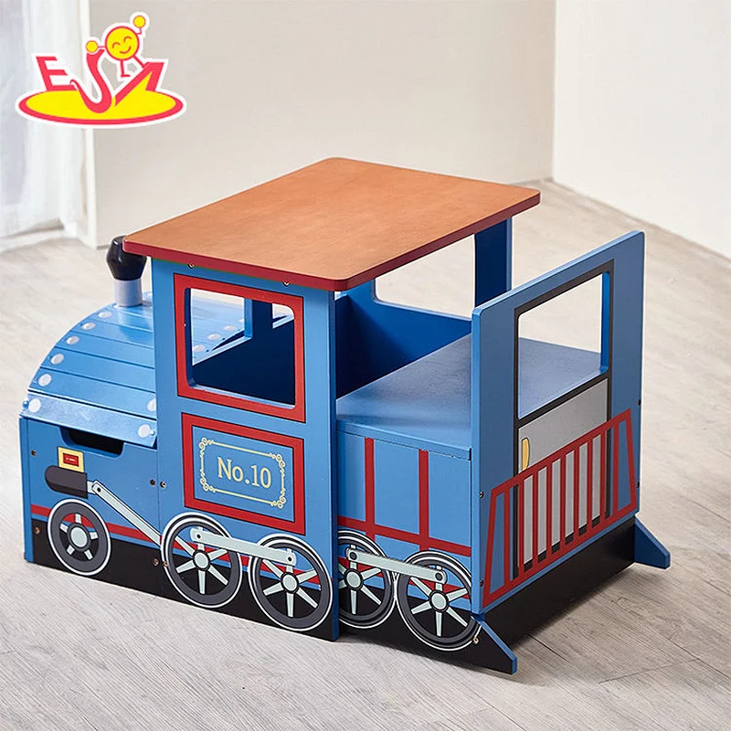 2018 Wholesale gorgeous design toys wooden table and chair set kids with wheels W08G242