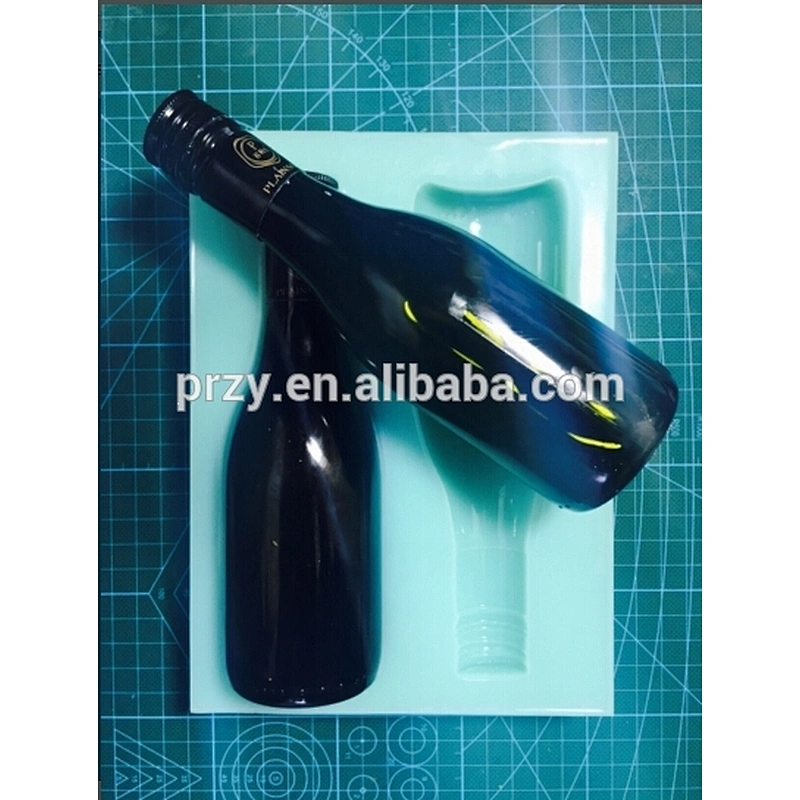 Newest handmade bottle shaped silicone candle mold