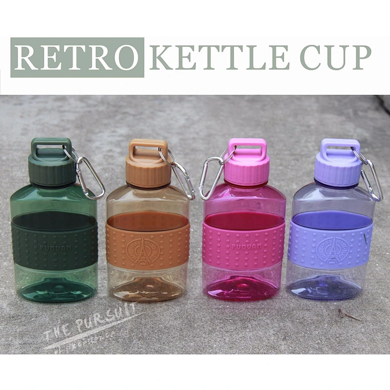 2017 classical plastic mug with lid apply to home and outside