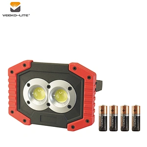 2018 HOT SELLING HANGABLE RECHARGEABLE PLASTIC 500 LUMENS WORKING LIGHT 3.7V 2200MAH LI-ION BATTERY OR 4AA BATTERY