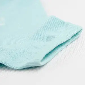 High quality cheap wicking no show invisible women socks lady for custom