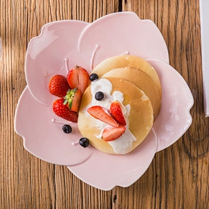 Flower shape sweet candy pink color dish for dessert