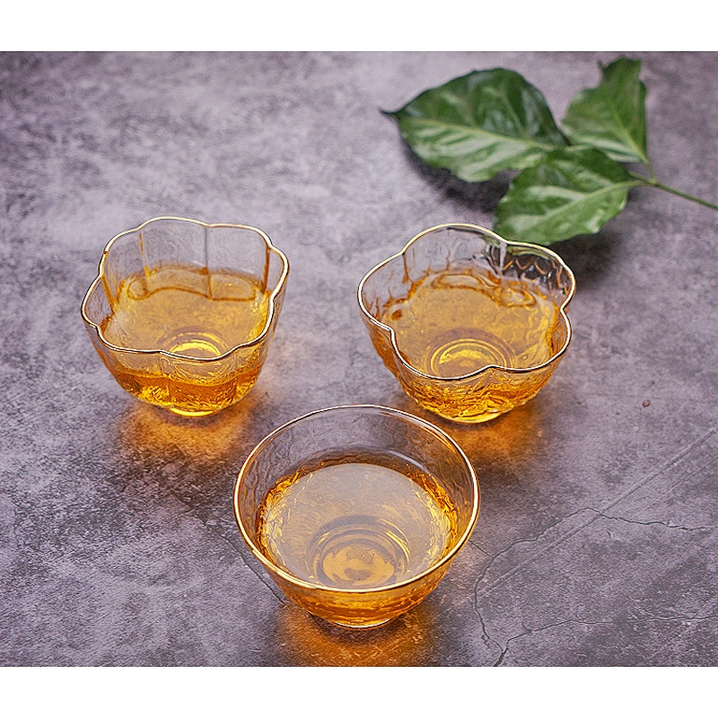 Hot-selling irregularly petal shape glass cup eco-friendly material for tea drinking