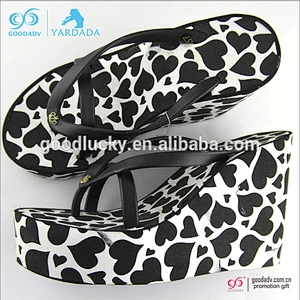 Wholesale stock flip flop PVC strap EVA colorful men slippers