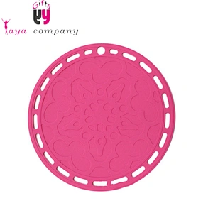 Colorful Heat Resistant Kitchen Oven Mitt Iron Pot Holder Set
