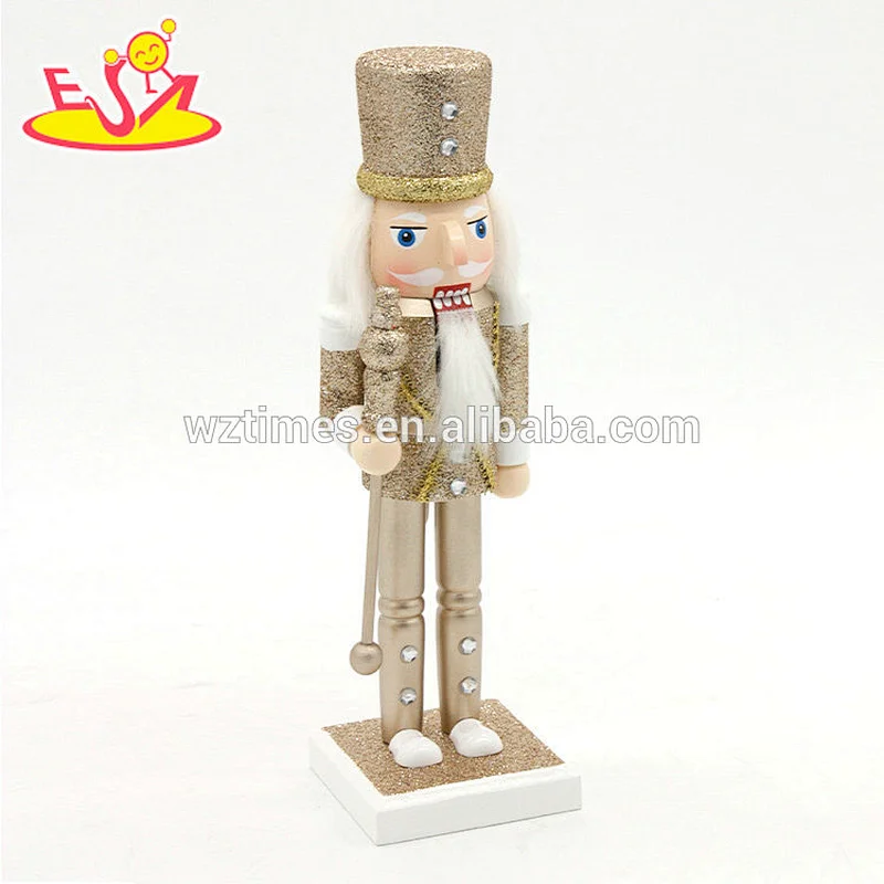 2018 Wholesale hottest golden kids doll toys wooden small nutcrackers for sale W02A290