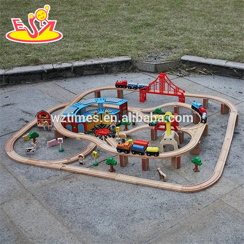 wholesale 142 pcs best quality wooden toy train track hottest design kids wooden toy train track W04C072