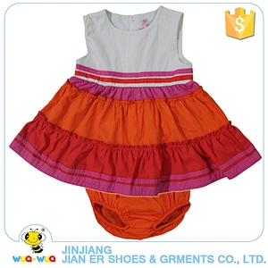 Wholesale cotton fabric soft newborn baby bodysuit clothes set with briefs