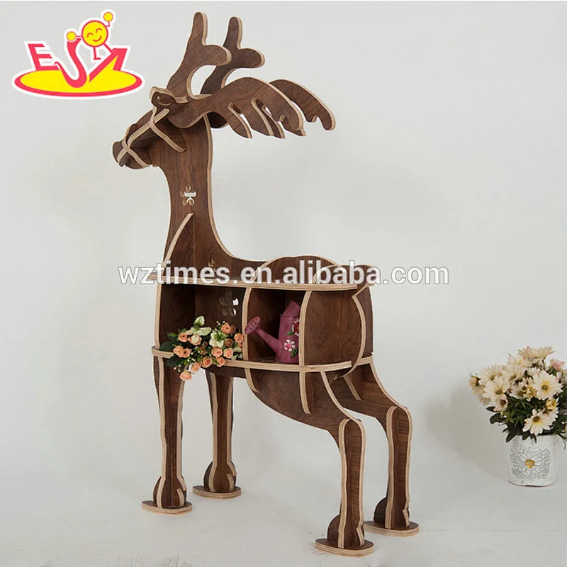 Wholesale cheap unique wooden baby bookshelf used in reading angle W08D071