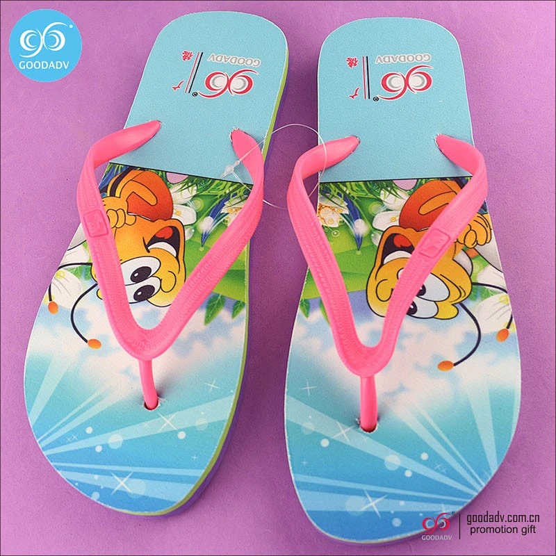 China Manufactures cheap wholesale custom pvc strap shoes/beach flip flops