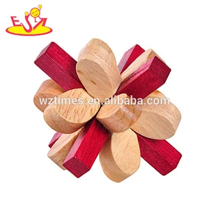 Wholesale traditional style pretty wooden interlocking cross cube play toy W11C043