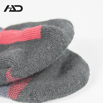 custom logo free terry sport socks