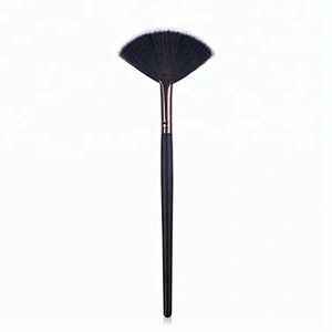 Hot Private Label Cosmetics Makeup Fan Brush