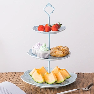 High Quality Customized Logo Tableware European Ceramic Three Layer Fruit Plate Ceramic Dessert Snake Dish