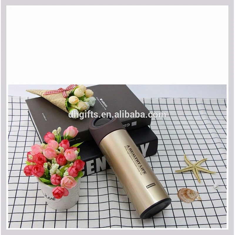 2018 Novelty Water Bottle Vacuum Cup Stainless Steel Vacuum Flask Plastic Cup with Lid