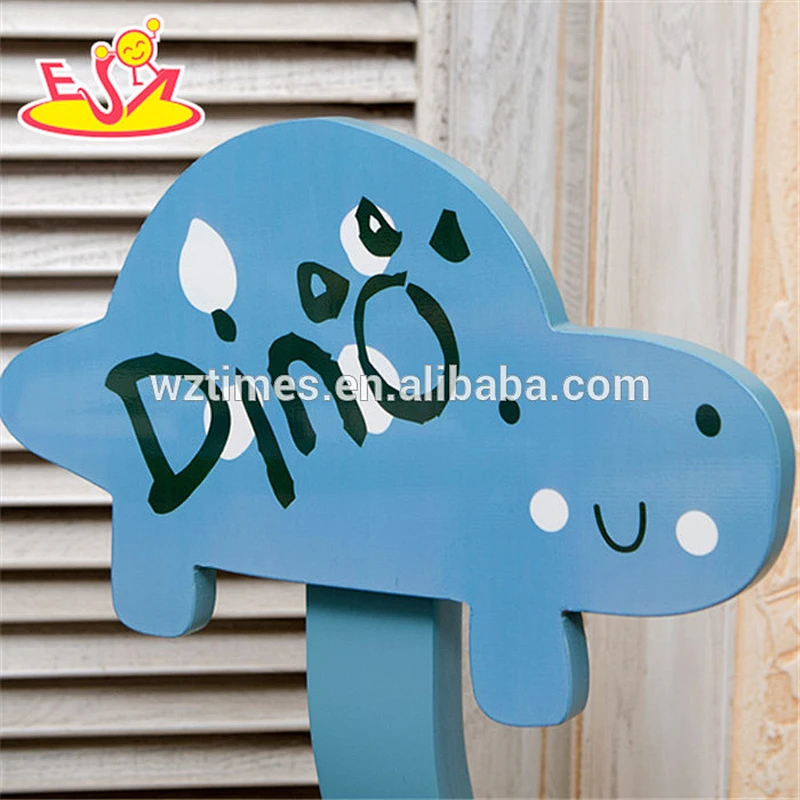 wholesale high quality children wooden table and 2 chairs newly fashionable baby wooden table and 2 chairs W08G153