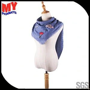 100% POLYESTER SQUARE SCARVES FASHION AND WARM SCARF