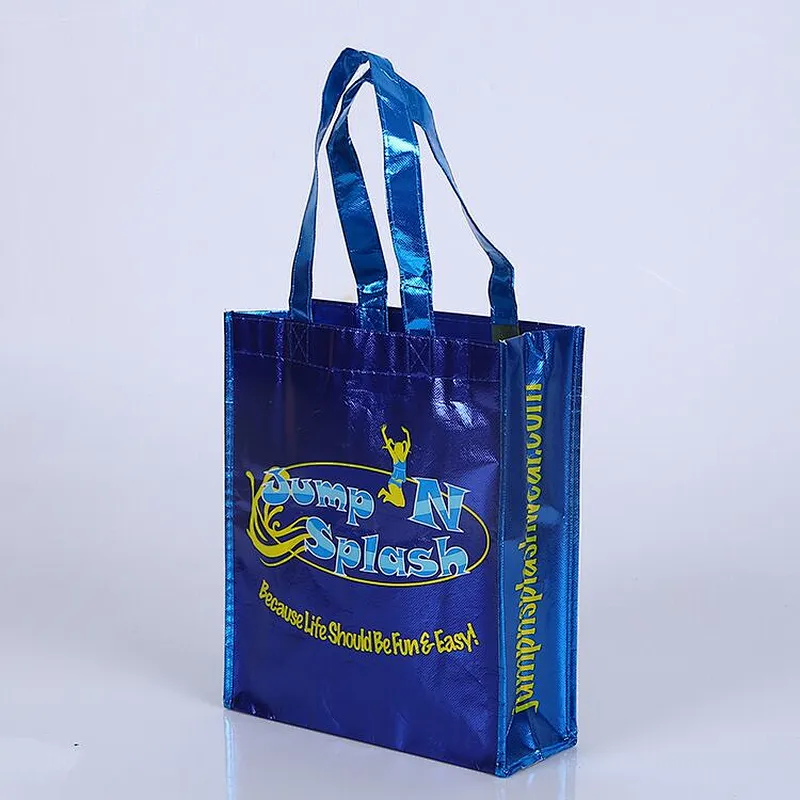 Blue non-woven shopping bags are used in supermarkets