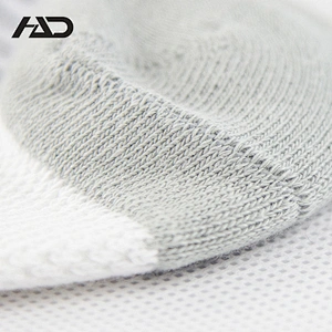 cotton free terry jacquard non slip sport socks