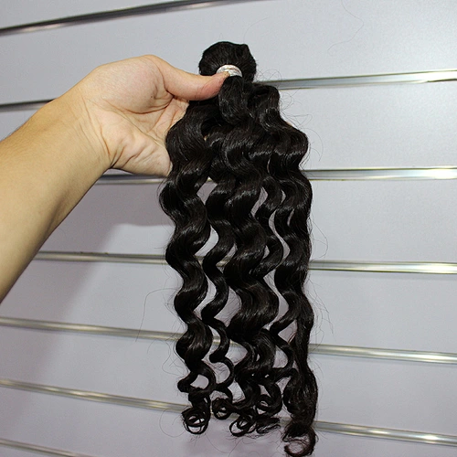 2018 New Product Unprocessed Loose Curly Original 100% Malaysian Human Hair