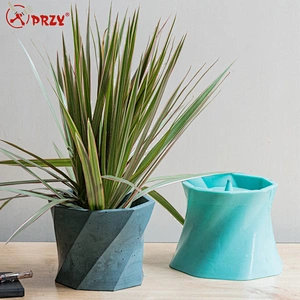 Twisted Octagon Vase Silicone Mold Silicone Planter Molds For Concrete