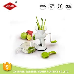 kitchen tools simple plastic manual meat grinder
