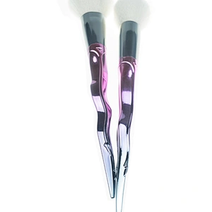 2018 Trending 5pcs Makeup Brush Sets With Synthetic Hair And Curve Design Handle