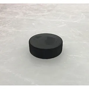 Factory Made Custom Mould Promotional Cheap natural ruber Ice Hockey Puck For Promotion