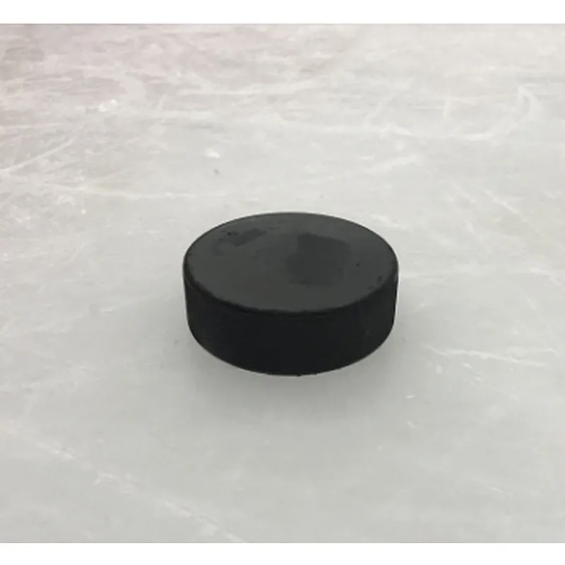 Factory Made Custom Mould Promotional Cheap natural ruber Ice Hockey Puck For Promotion