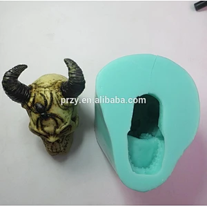 QT0002 3d Sheep Shofar skull with a spider on head silicone molds for concrete Halloween handmade soap mold PRZY