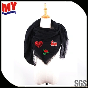 100% POLYESTER SQUARE SCARVES FASHION AND WARM SCARF