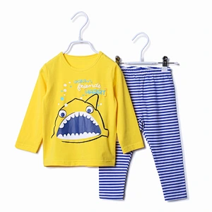 Wholesale children outfit clothing set cute design sport clothing kids stripe girls and boy clothes set for winter