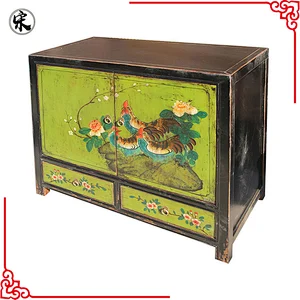 Chinese solid wood pine painted furniture for stores use