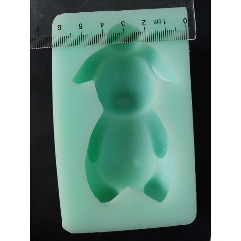 S9108 silicone mold Cute little pig Making car aroma gypsum mould handmade DIY for cake decorations