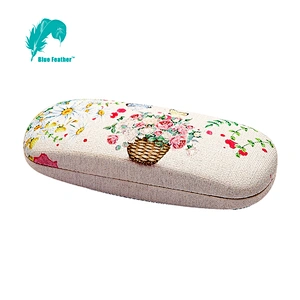 Floral Butterfly Pattern Striped Eyewear Case for Daily Protection