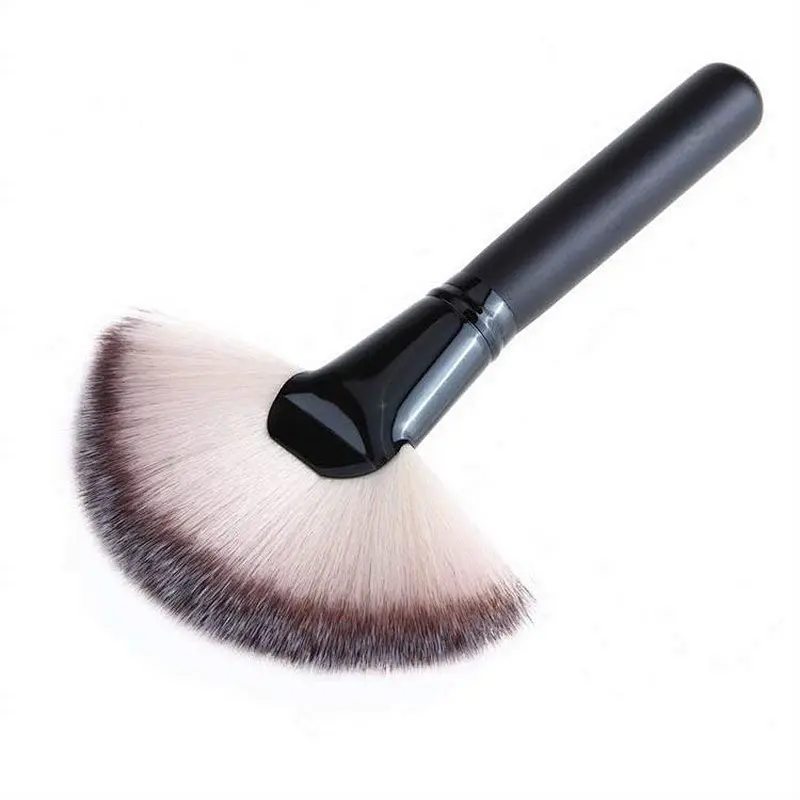 Wholesale makeup tools custom logo makeup fan powder blush contour brush