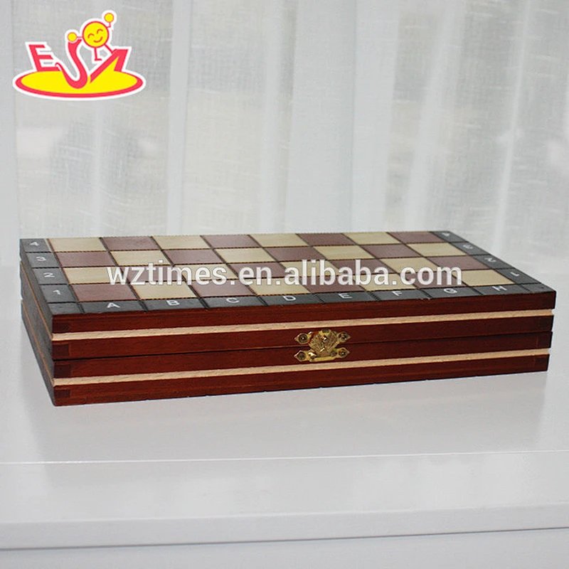 2017 Wholesale funny children wooden chess online W11A055