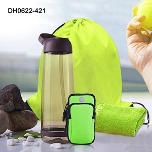 High Quality Outdoor Sports Set Bag Towel Water Bottle Creative Customized Sports Goods Set