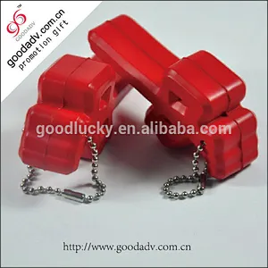 Alibaba promotional season discount offer new style pu foam keychain