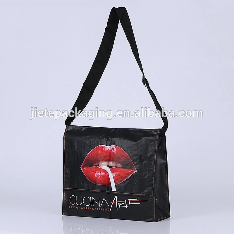 pp woven single shoulder shopping bag with logo
