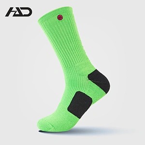 Cotton embroidery free terry sport socks