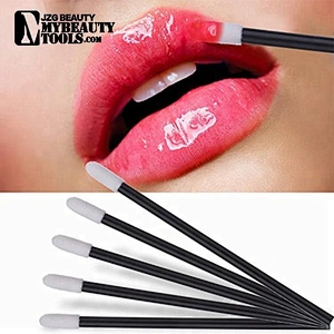 Makeup lip gloss brush and eyeshadow brush
