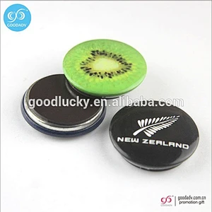 New arrival gift tin magnetic badge for promotion